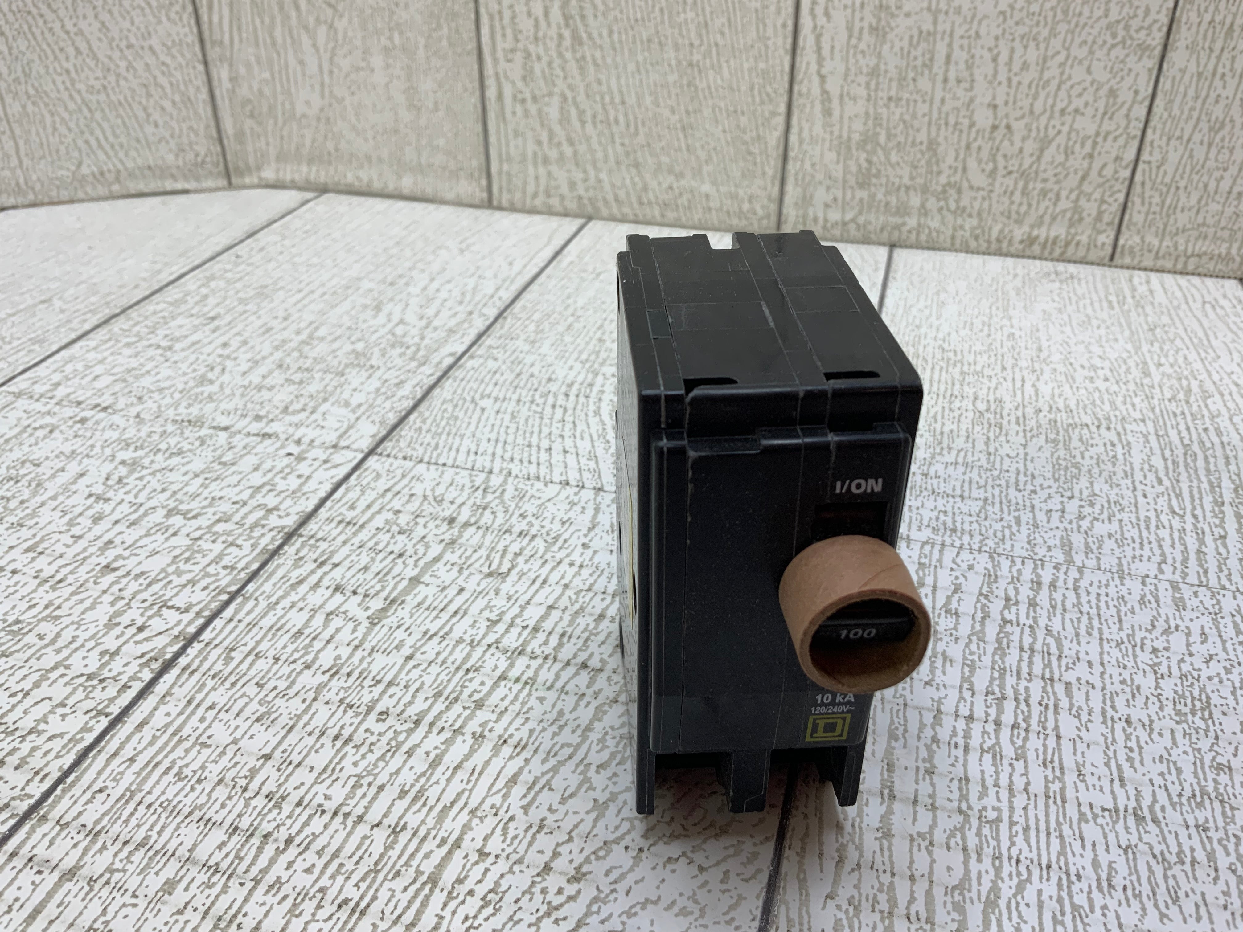 Square D - QO2100CP QO 100-Amp Two-Pole Circuit Breaker (7954762039534)